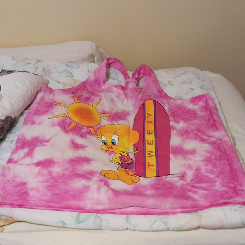 Pink Tweety Beach Vintage